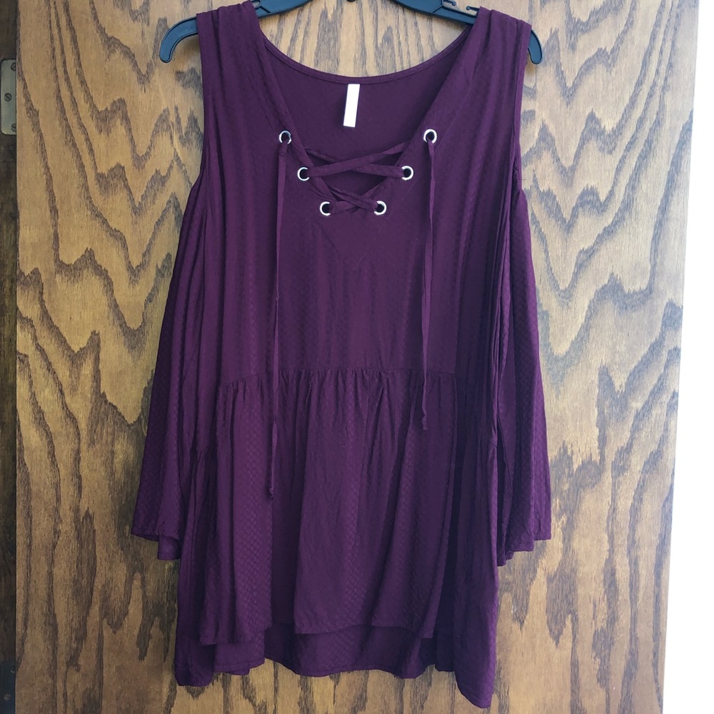 Xhilaration Cold Shoulder